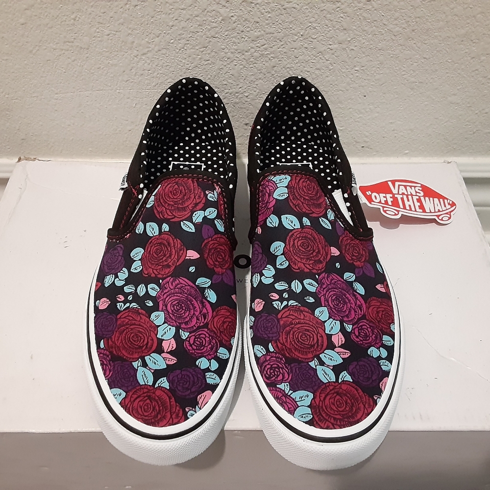 Vans - Picture 2 of 4
